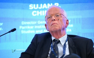 Chronicling New Conflicts Technology and Traditionalism at Today’s Battlefields 4