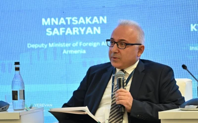 Deputy Foreign Minister Mnatsakan Safaryan participated in a panel discussion of the “Yerevan Dialogue”